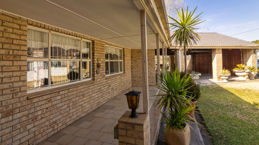 4 Bedroom Property for Sale in Panorama Free State